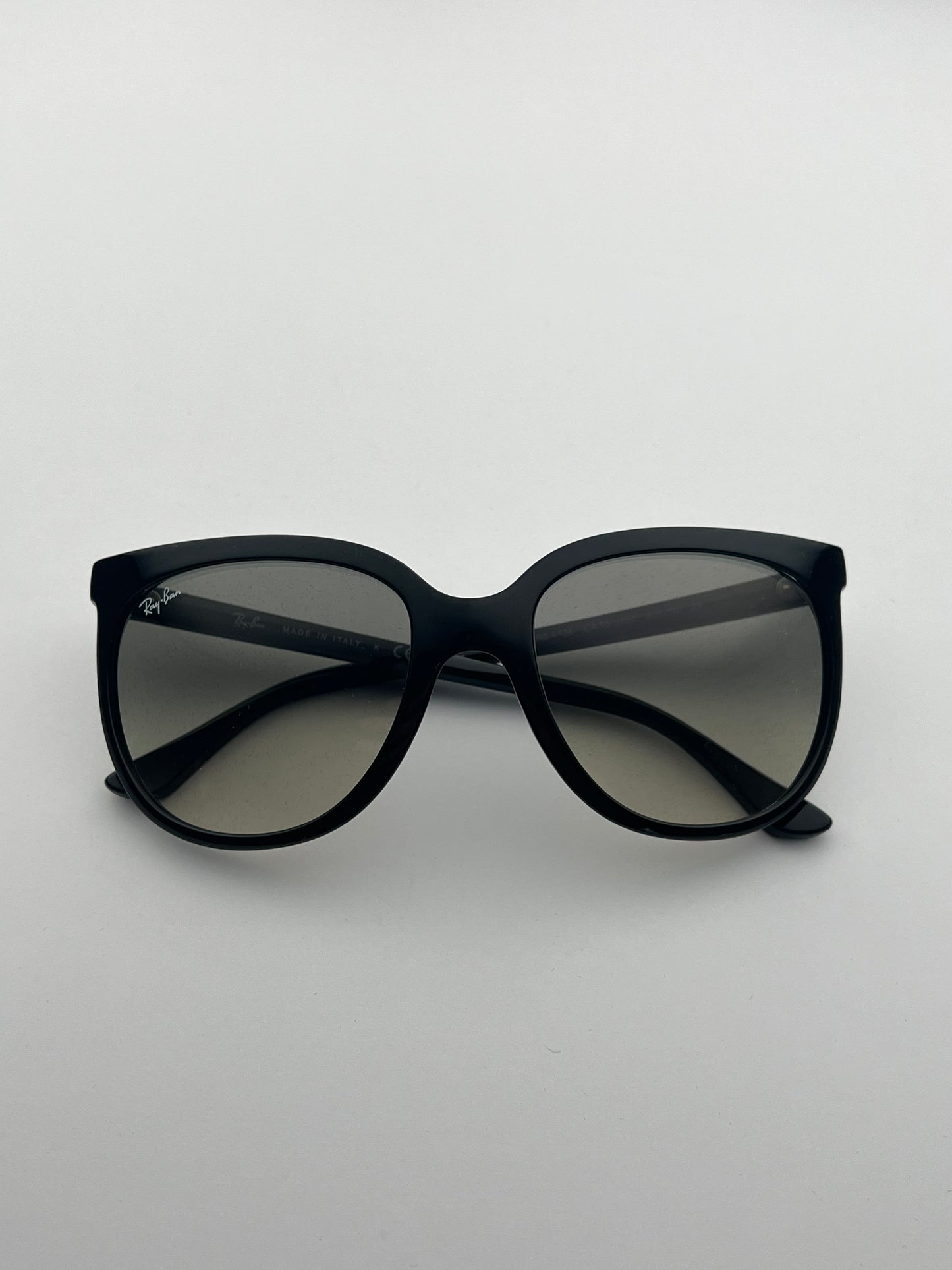 Ray-Ban