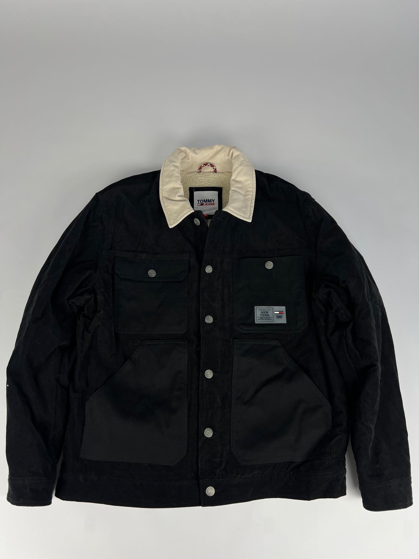 Tommy Hilfiger