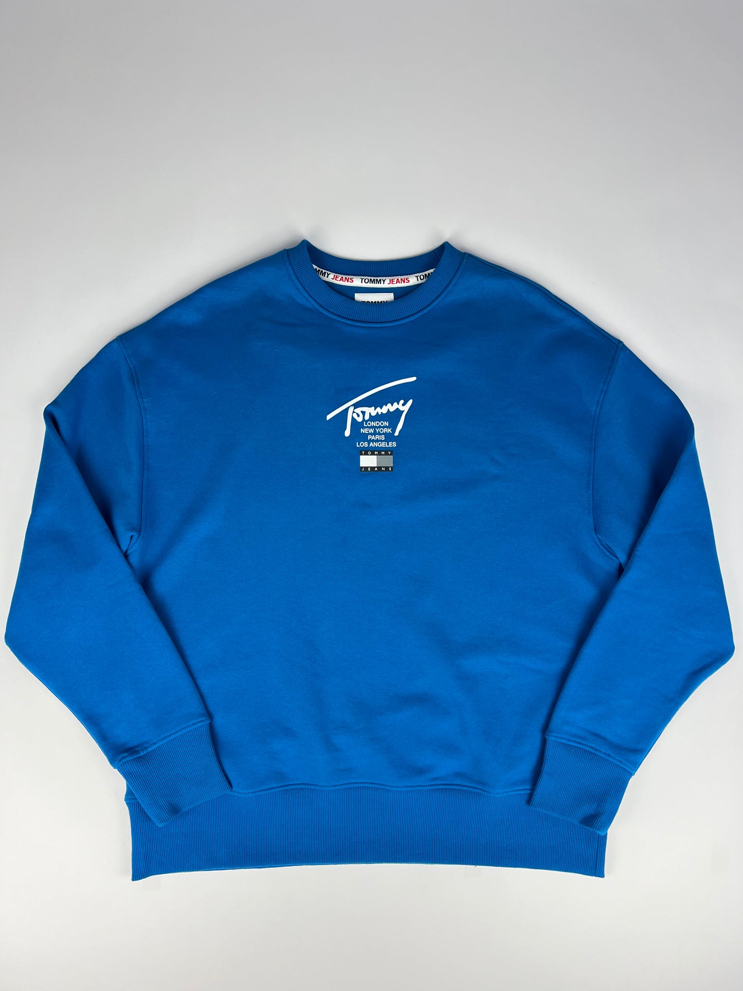 Tommy Hilfiger