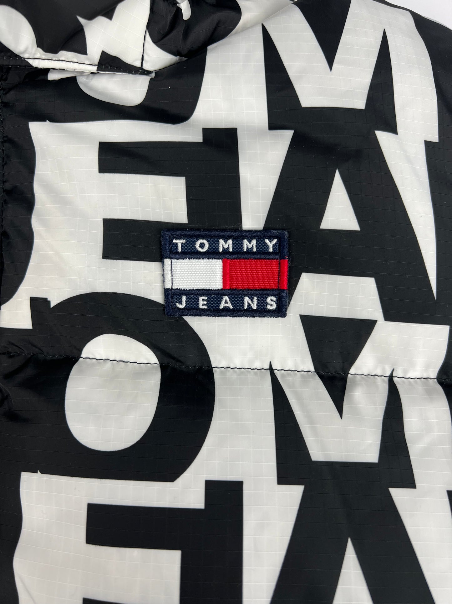 Tommy Hilfiger