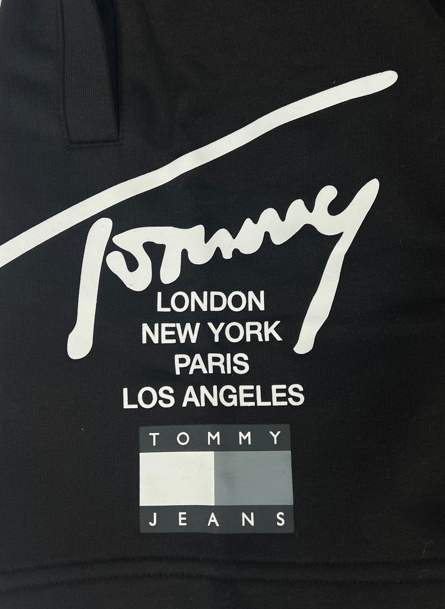 Tommy Hilfiger