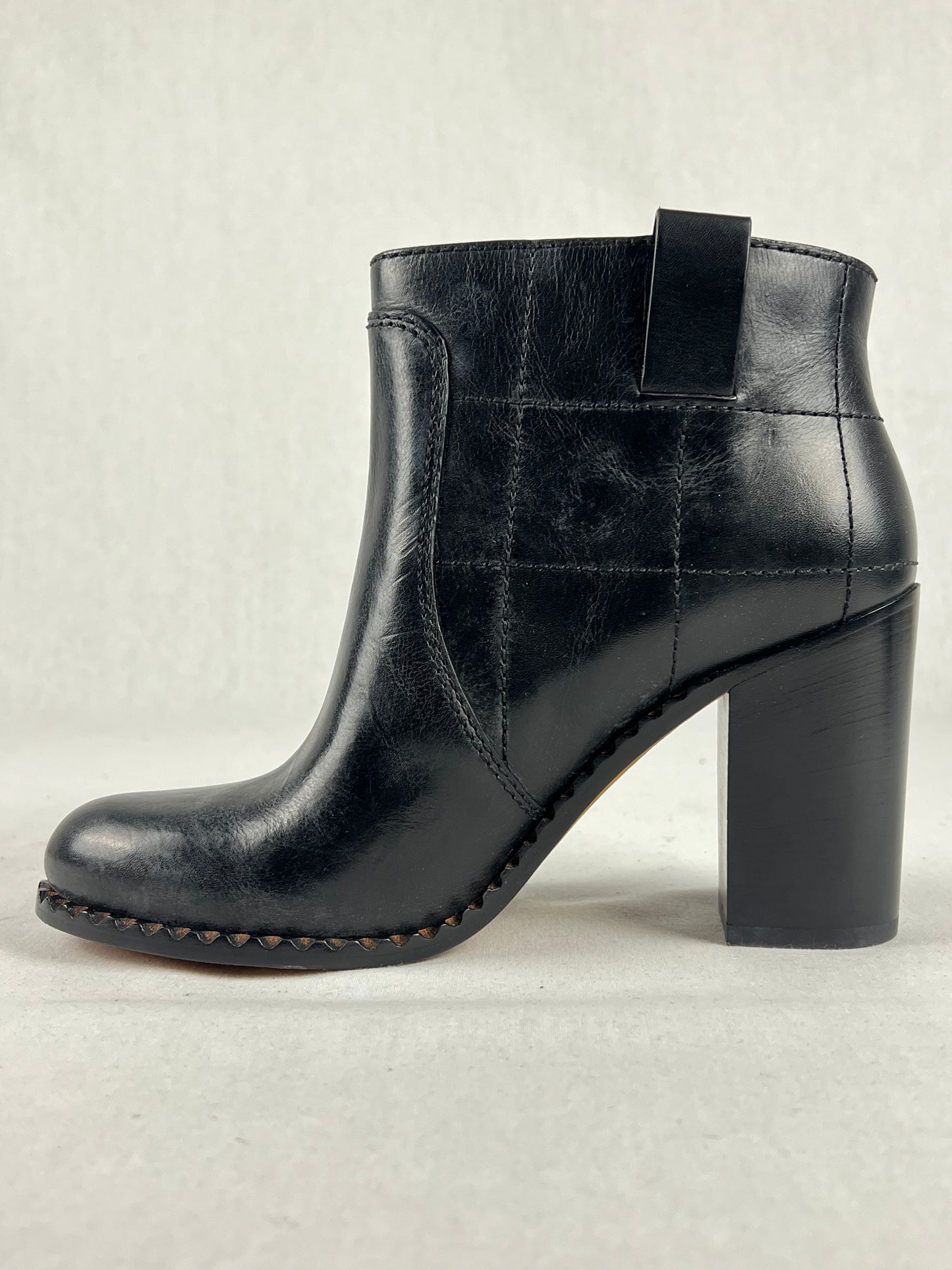 Marc By Marc Jacob