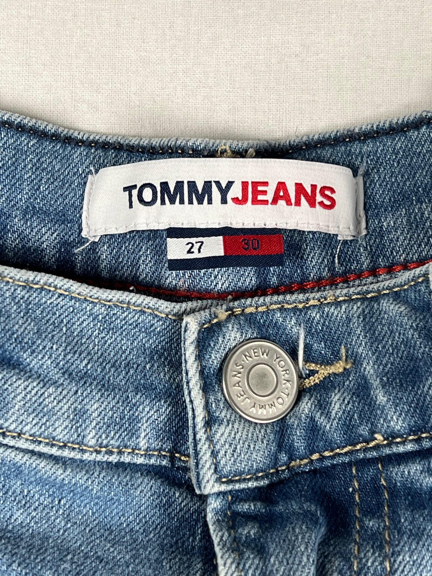 Tommy Hilfiger