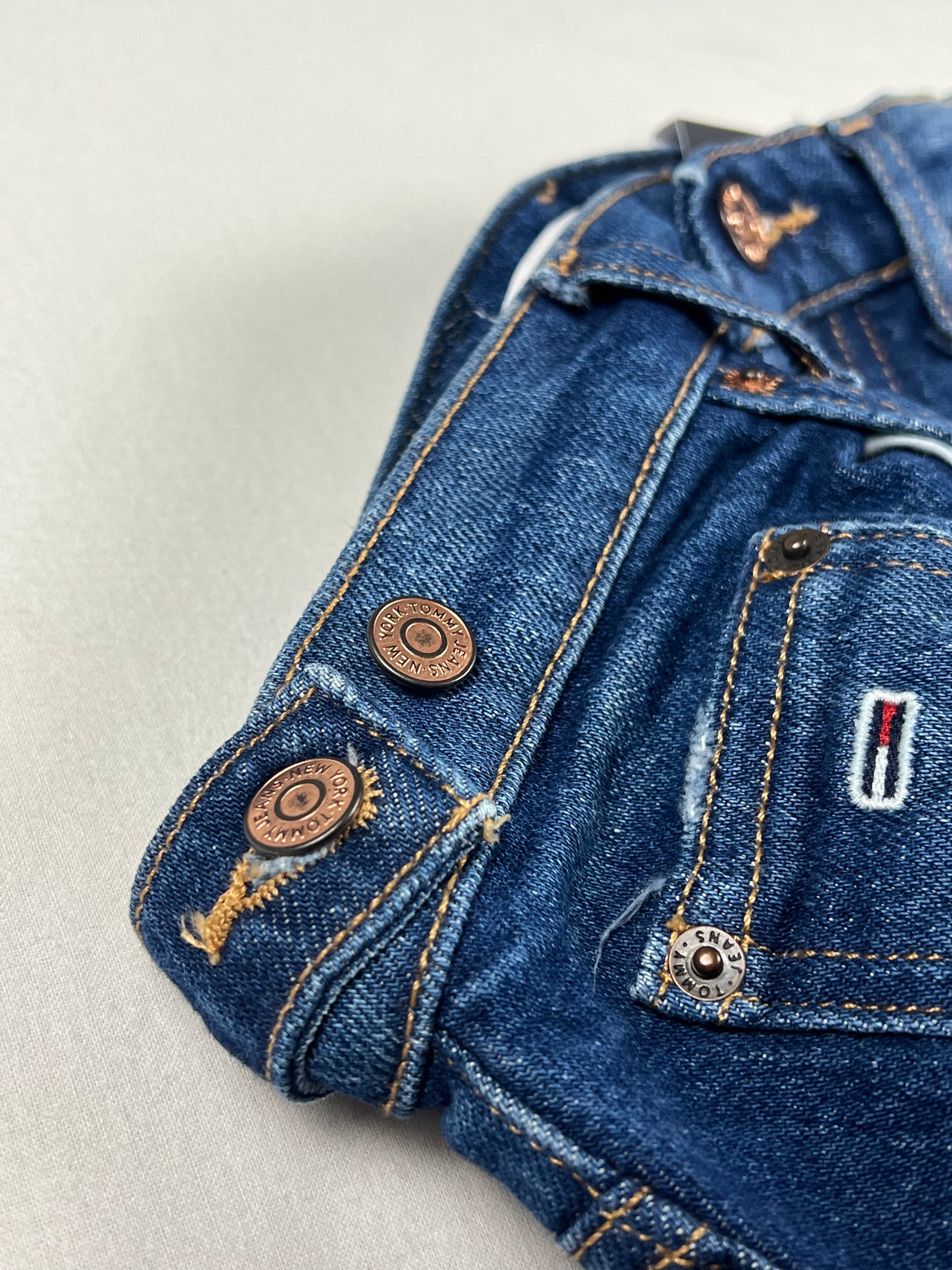 Tommy Hilfiger
