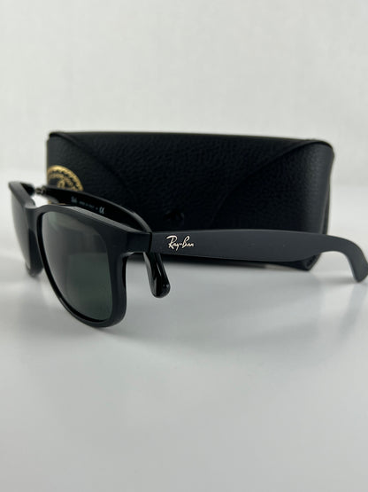 Ray-Ban