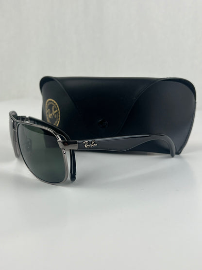 Ray-Ban