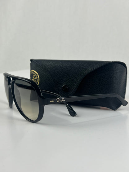 Ray-Ban