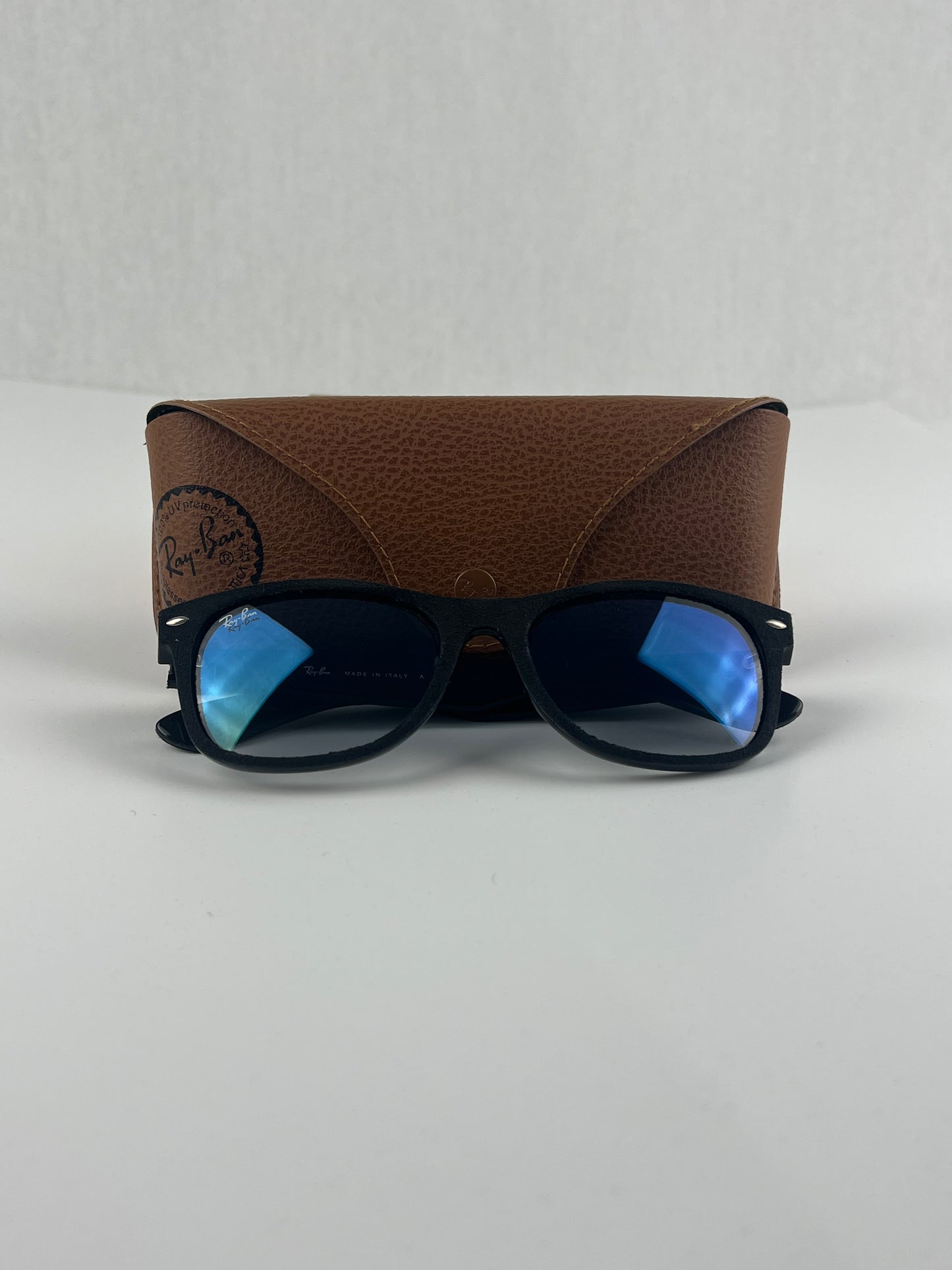 Ray-Ban