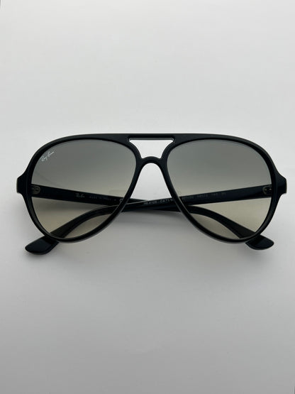 Ray-Ban