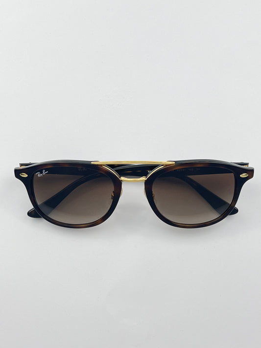 Ray-Ban