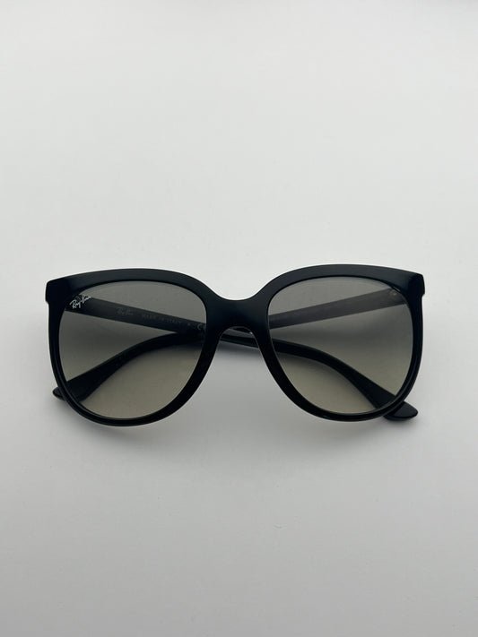 Ray-Ban