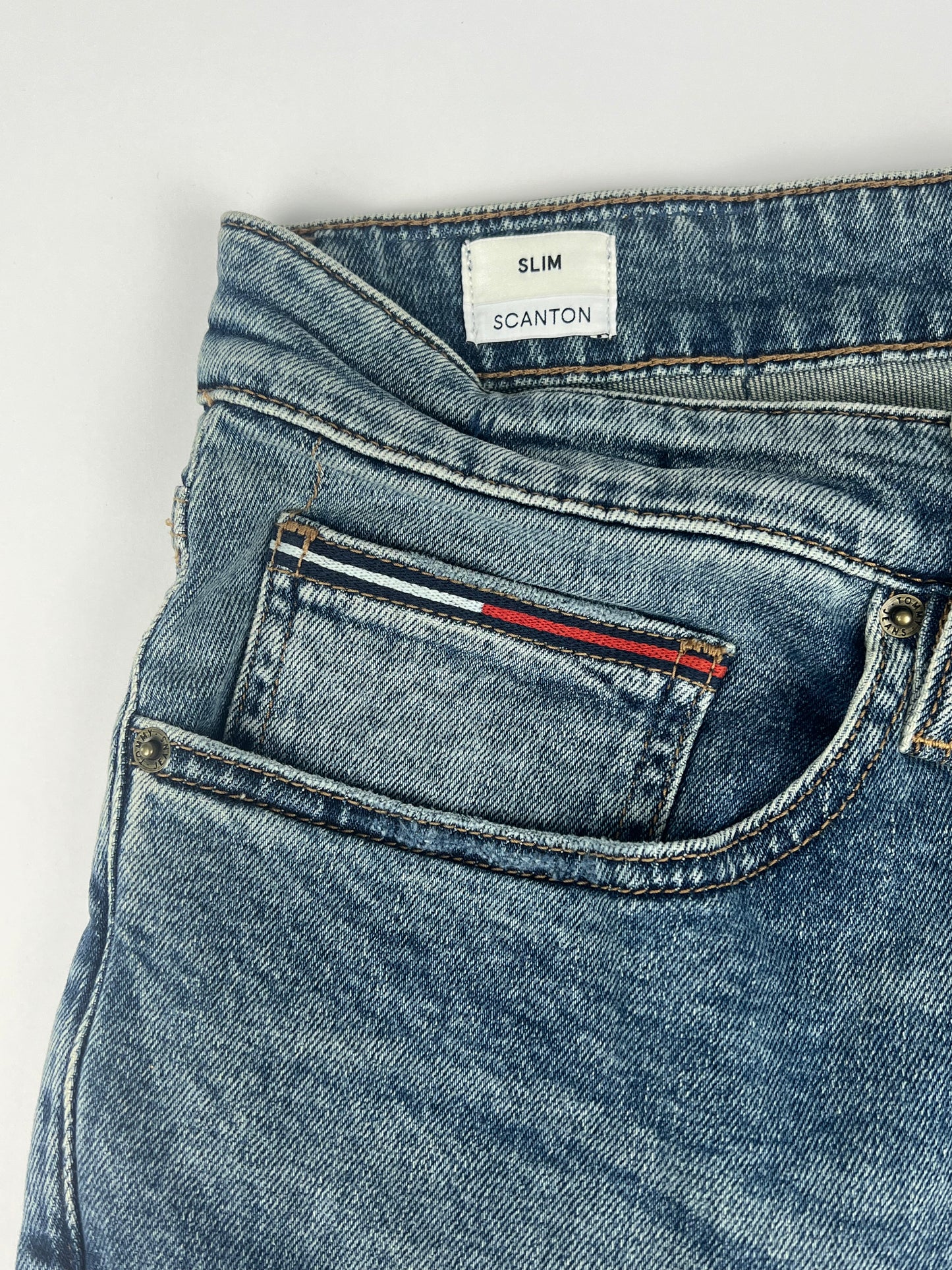 Tommy Hilfiger