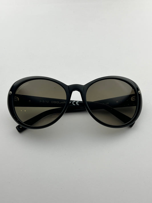 DSQUARED2