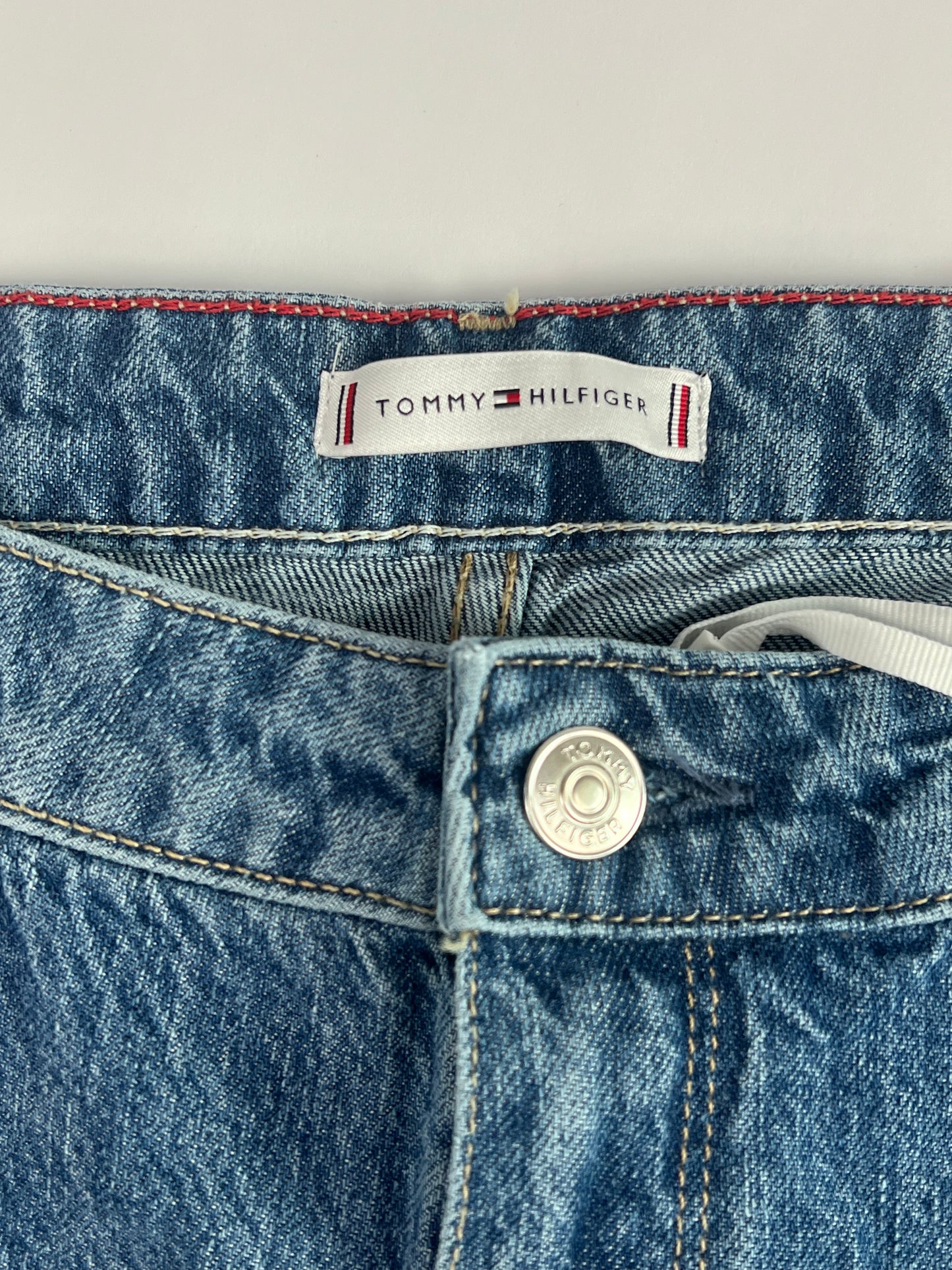 Tommy Hilfiger