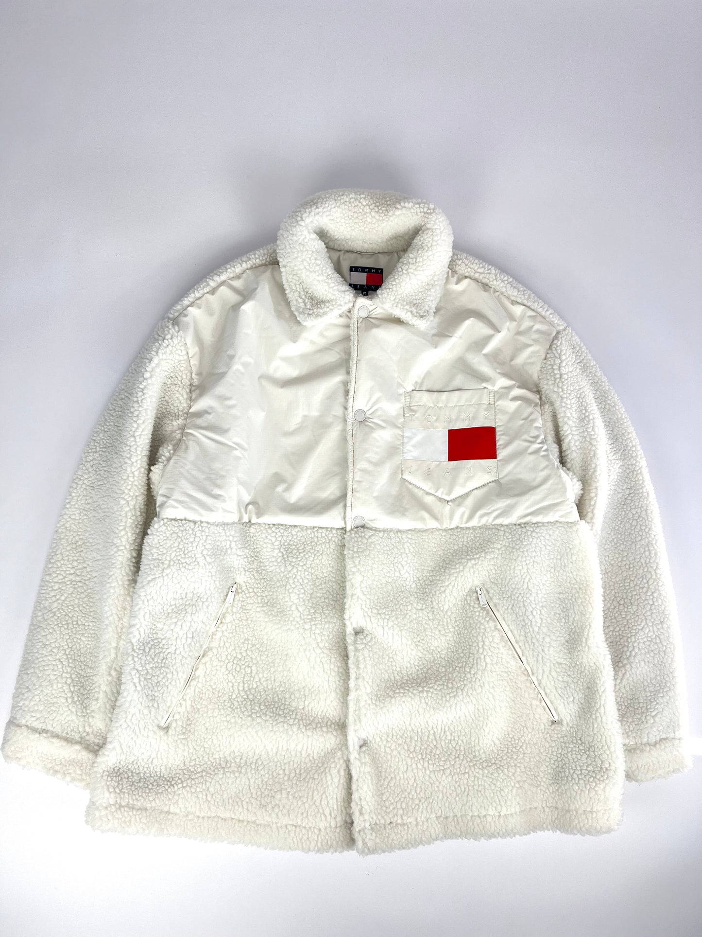 Tommy Hilfiger