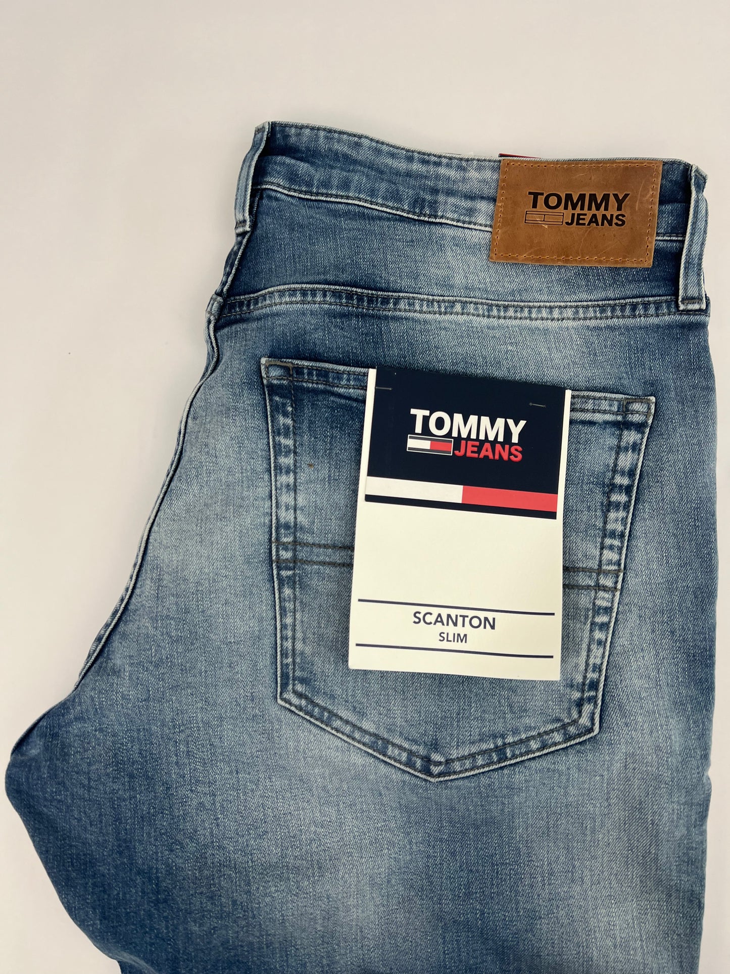 Tommy Hilfiger