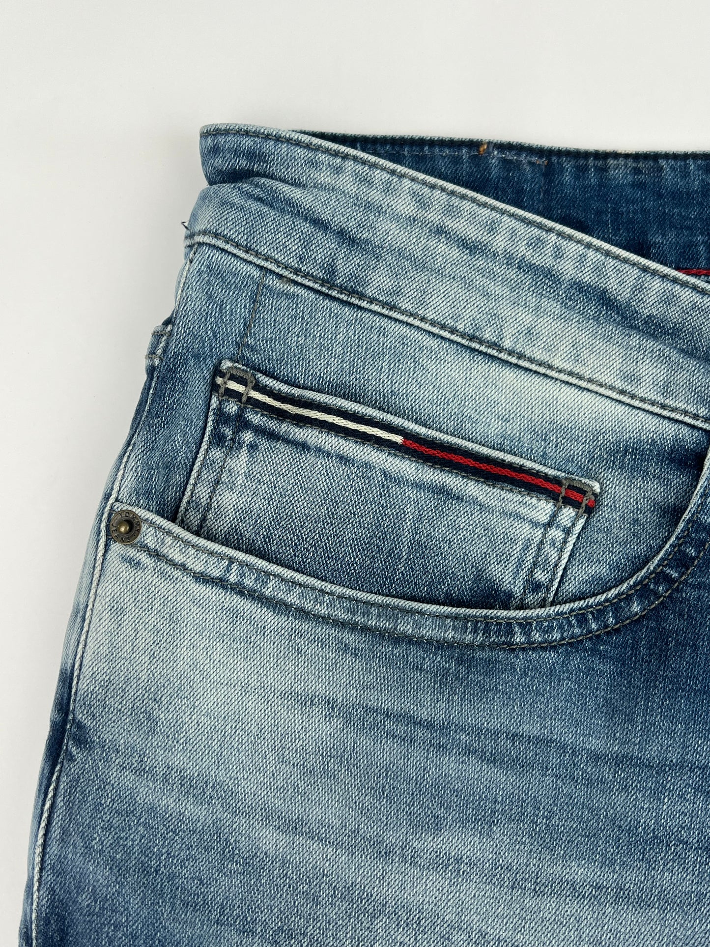 Tommy Hilfiger