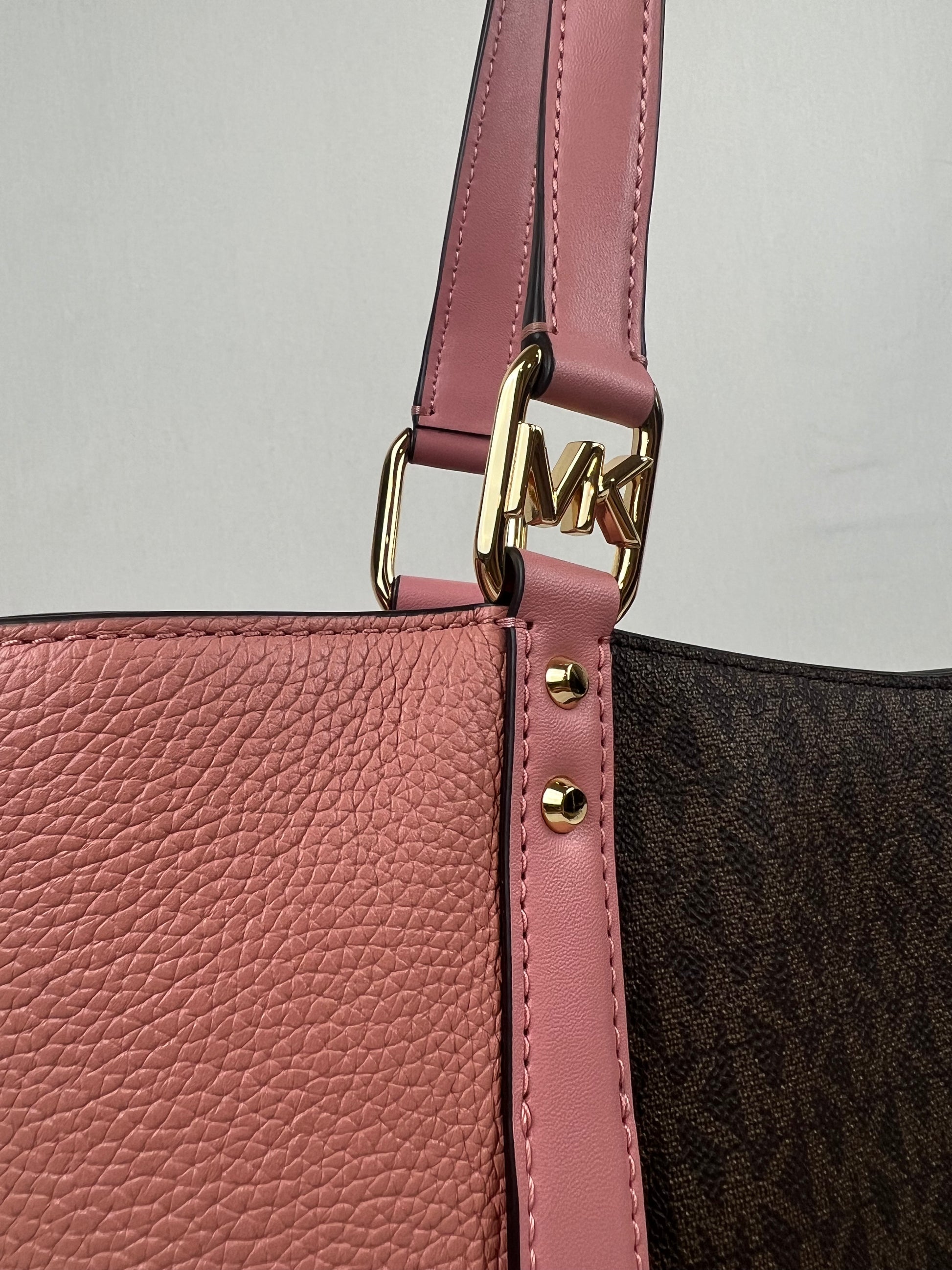 pink