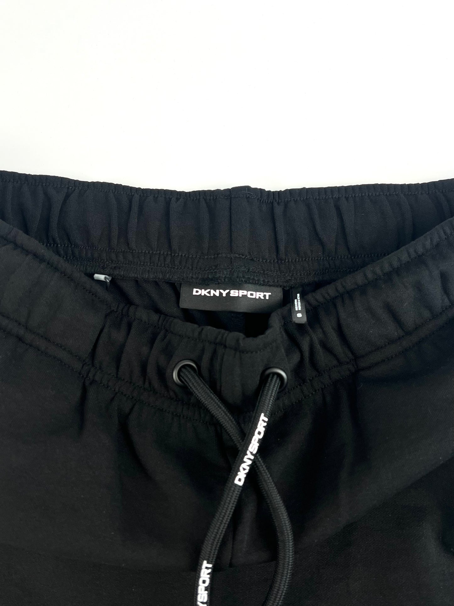 DKNY