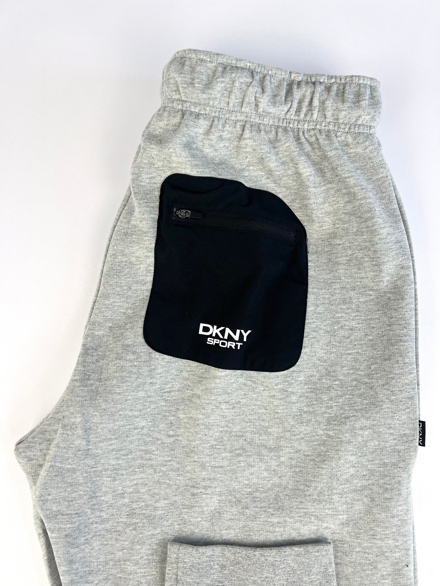 DKNY