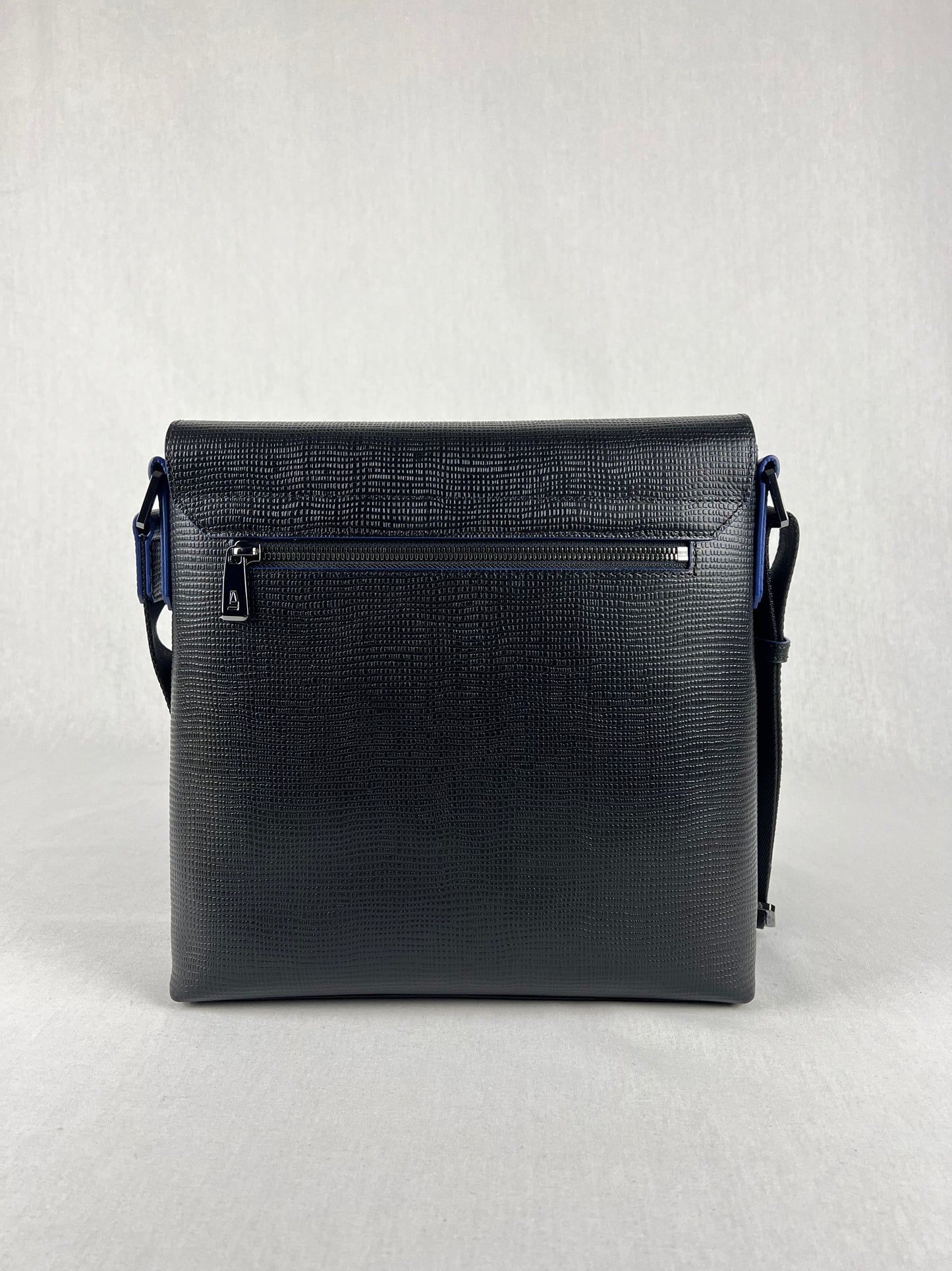 Azzaro