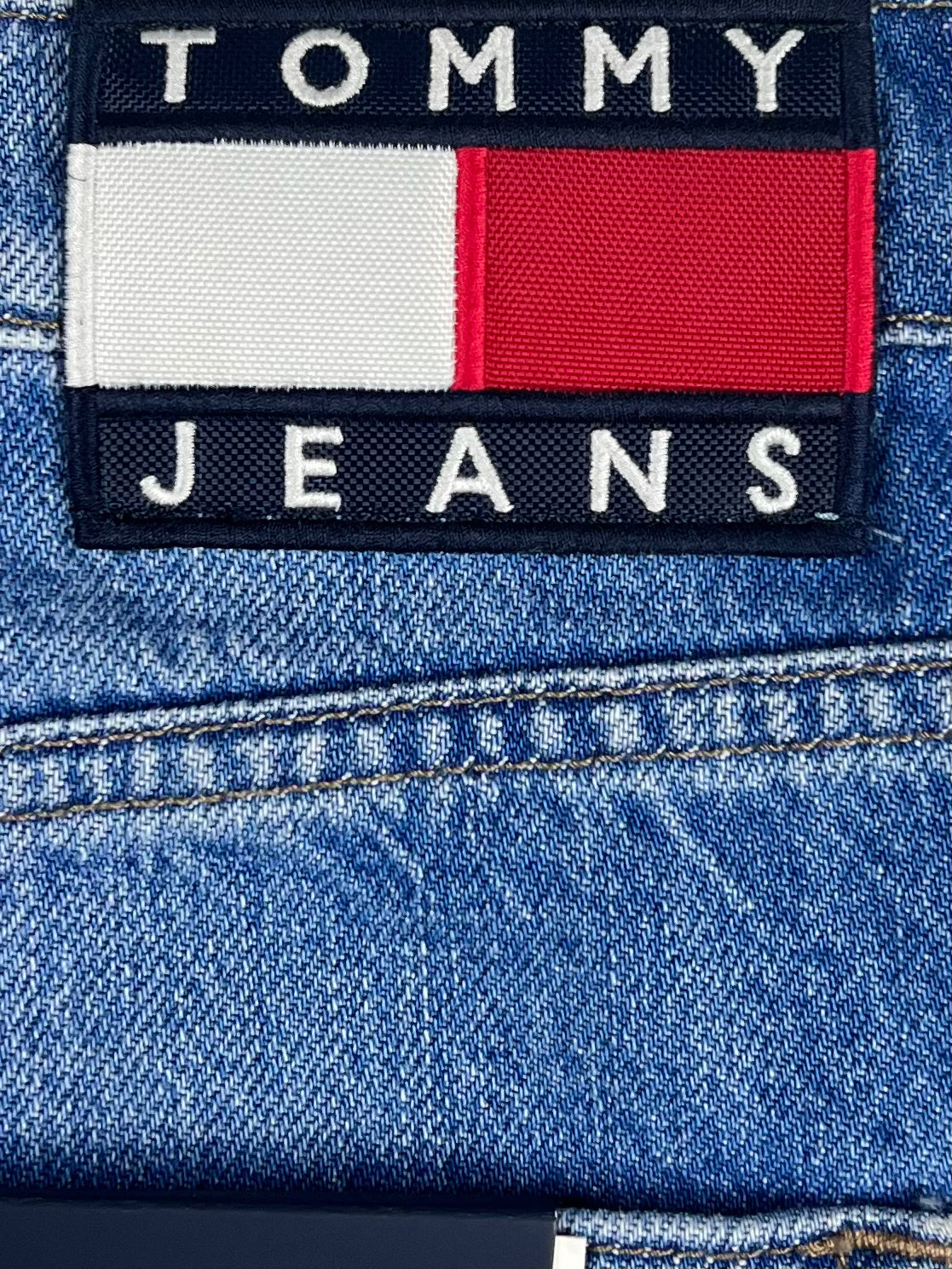 Tommy Hilfiger