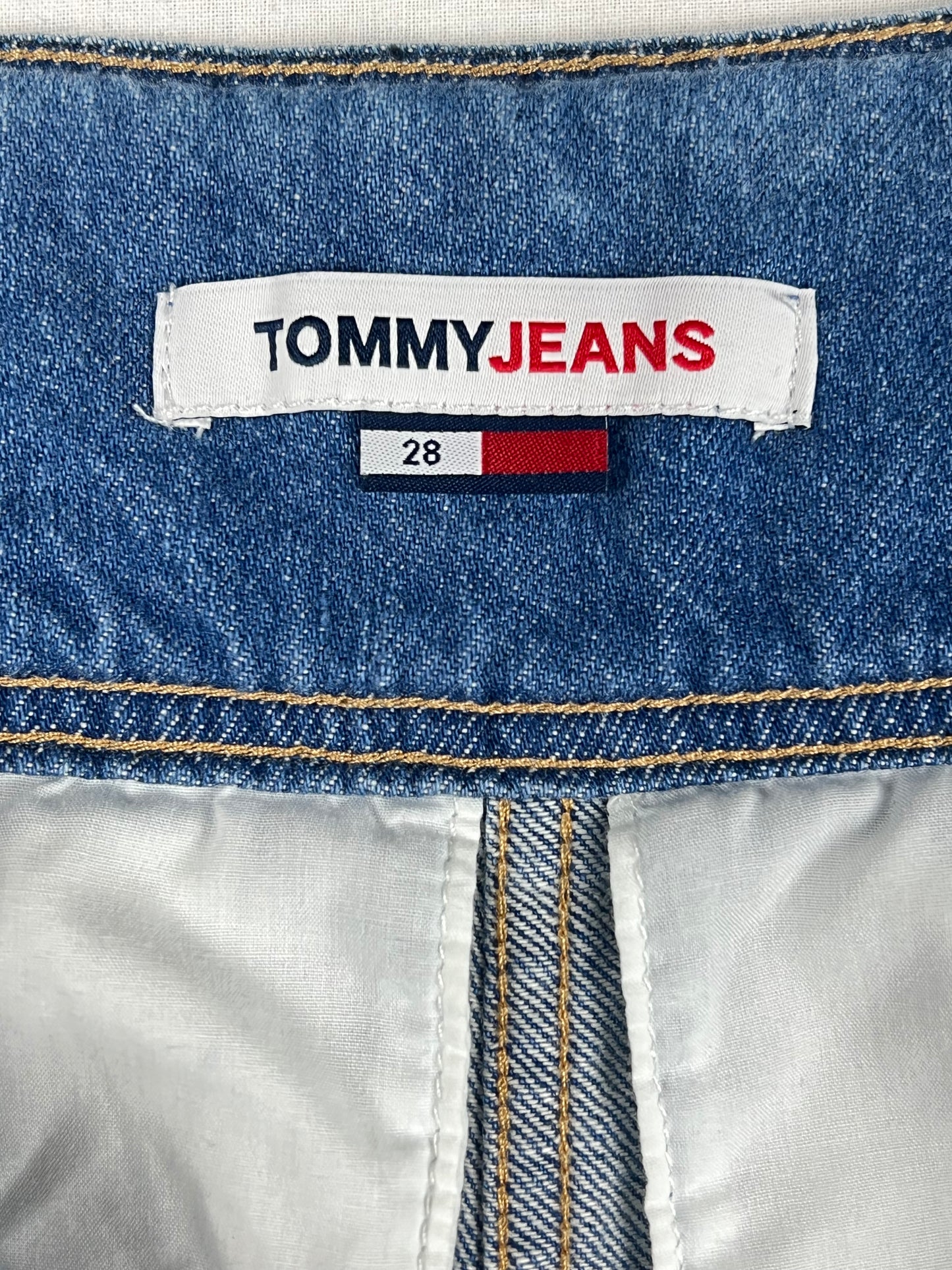 Tommy Hilfiger