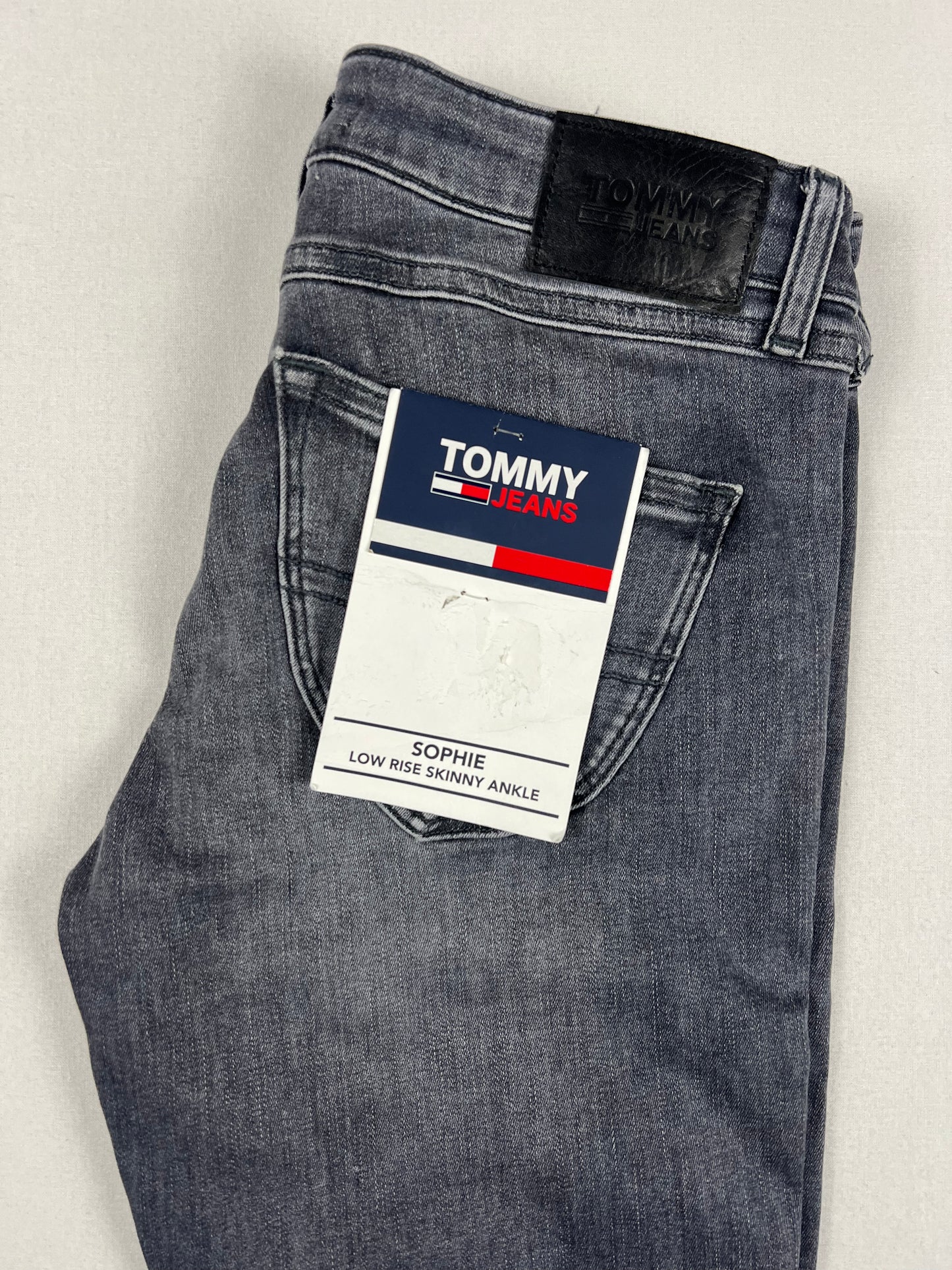Tommy Hilfiger