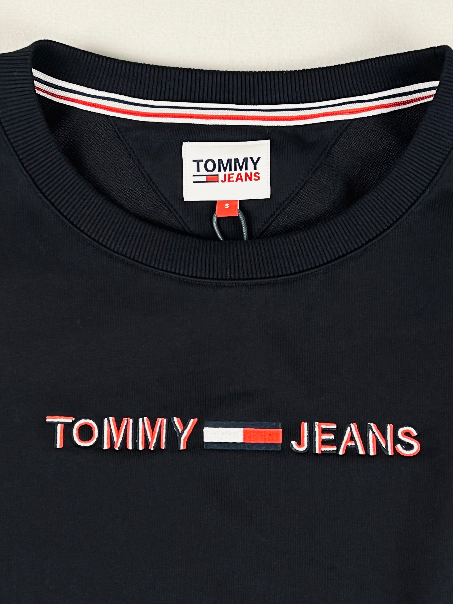 Tommy Hilfiger