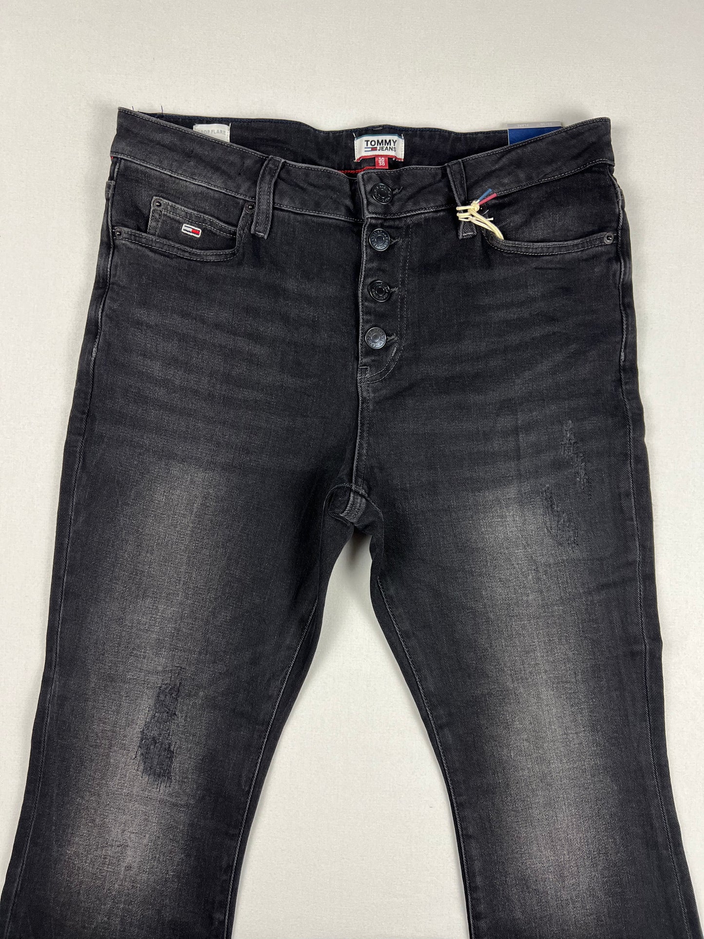 Tommy Hilfiger